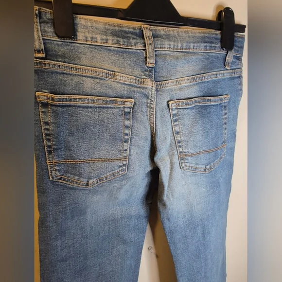 Cat & Jack Kids Blue Straight Leg Jeans-Size 8 - Picture 11 of 14